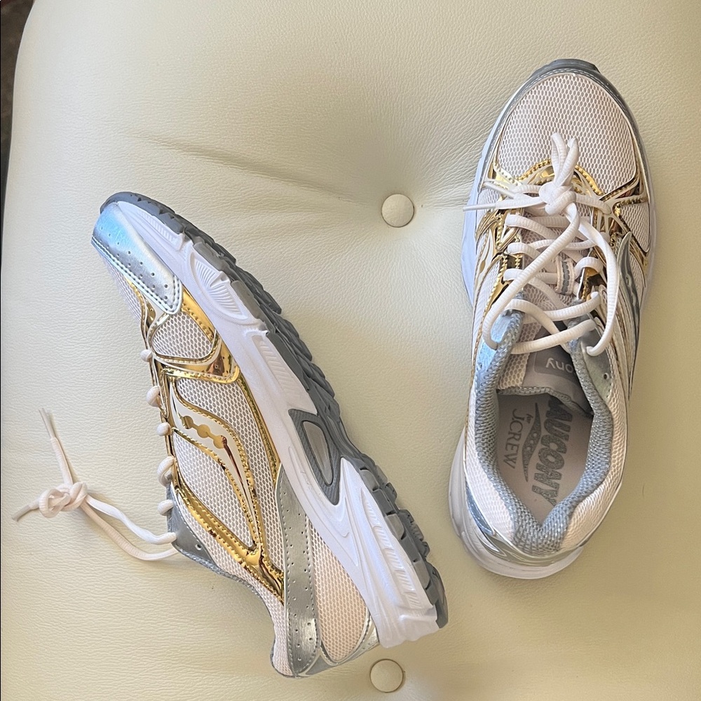 Saucony x J Crew Ride Millennium Women's Metallic Gold & Silver Sneakers, Sz 10